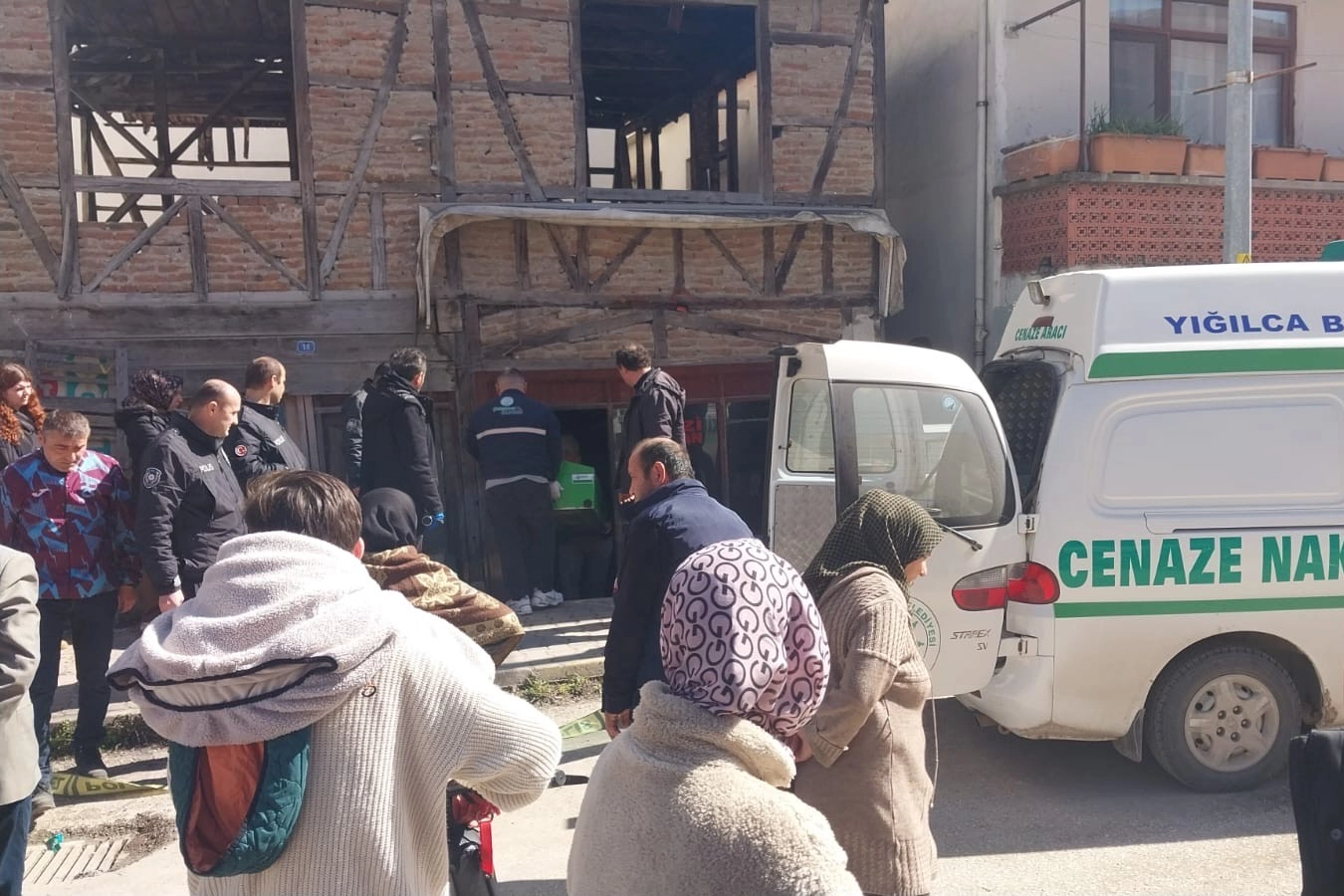 Düzce'de dükkanında ölü bulundu!