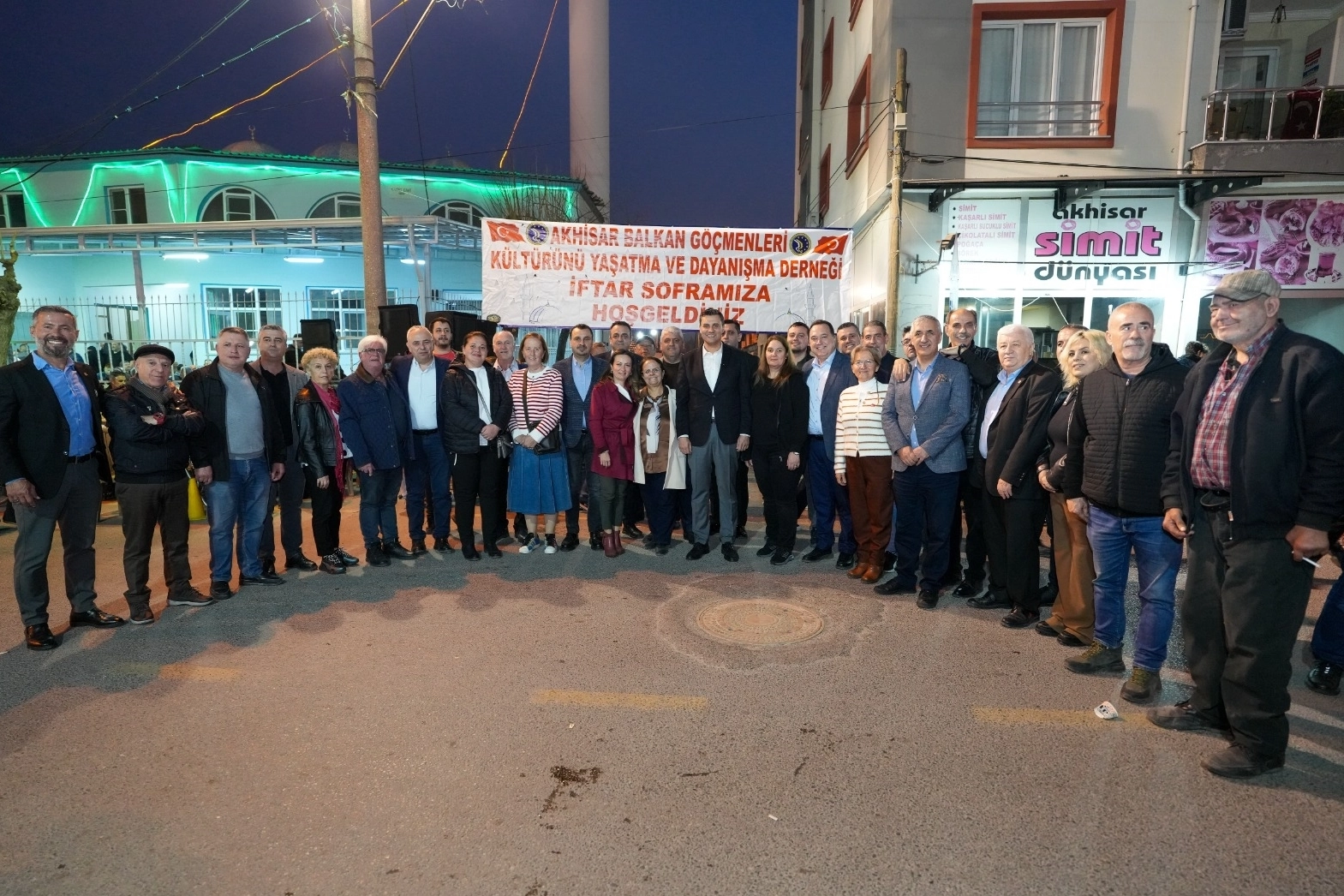 Manisa'da Başkan Zeyrek Balkan Göçmenleri ile buluştu
