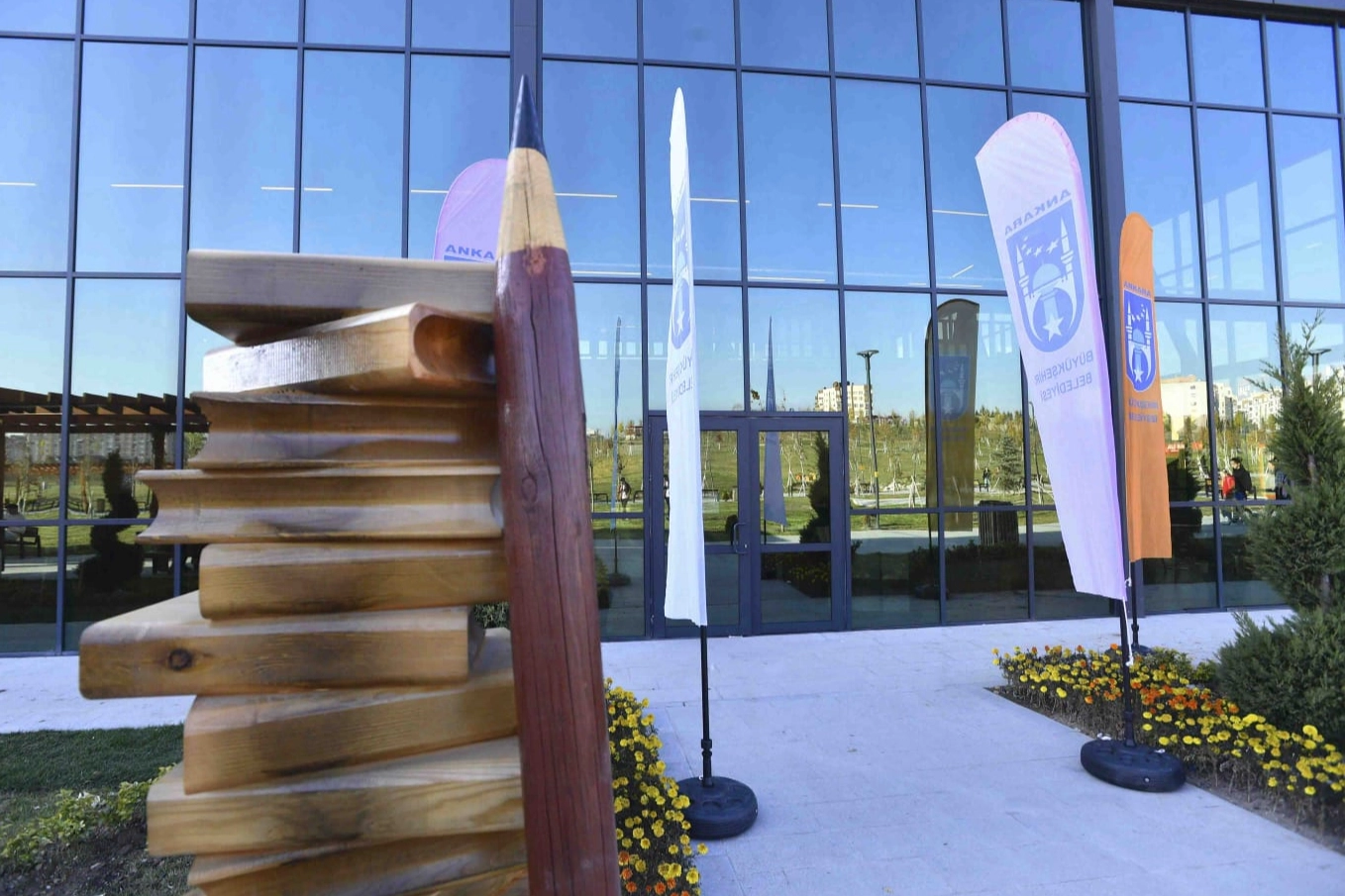 Ankara'da 300 bin genç faydalandı