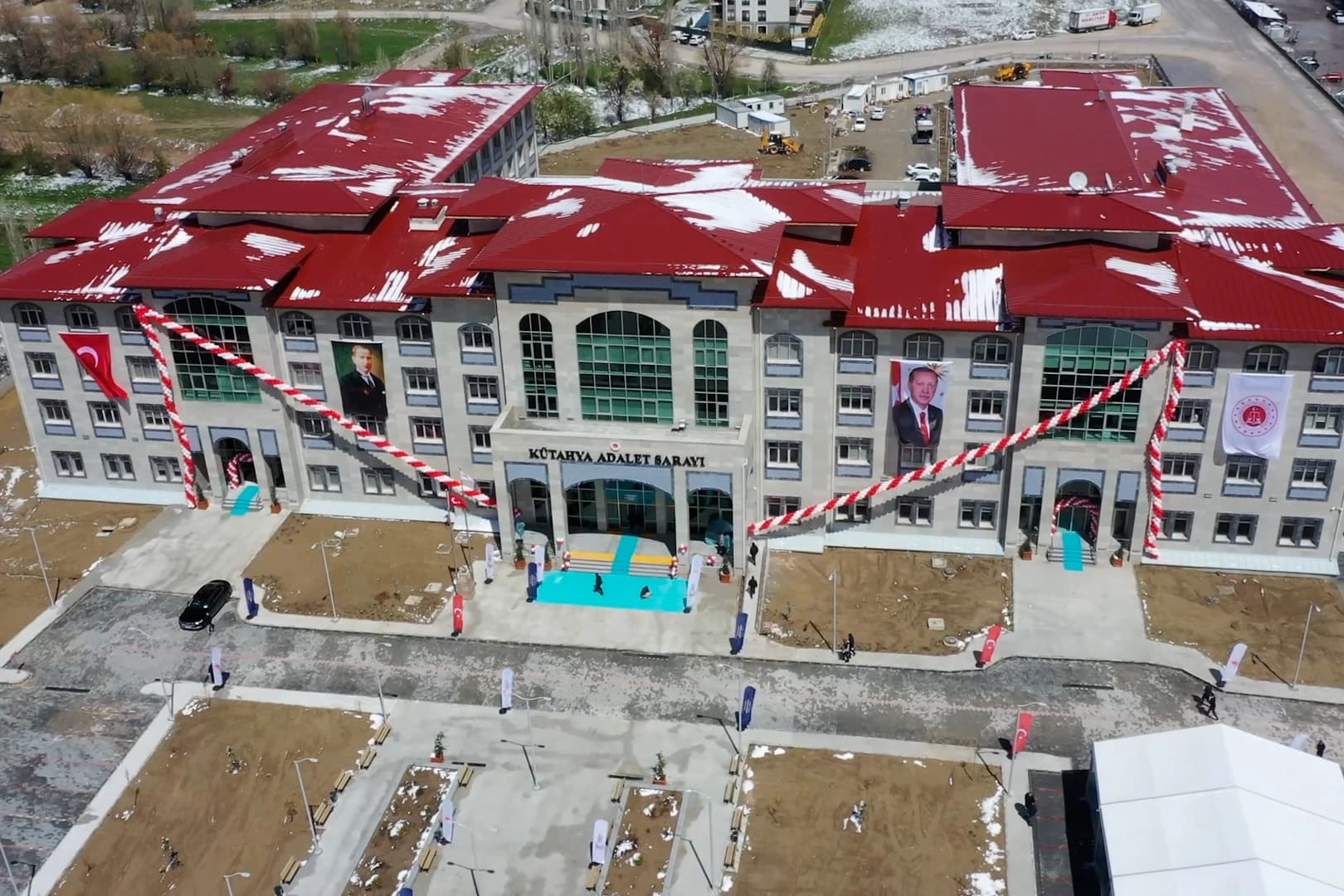 Kütahya’ya modern Adalet Binası... Açılışı Bakan Tunç yaptı