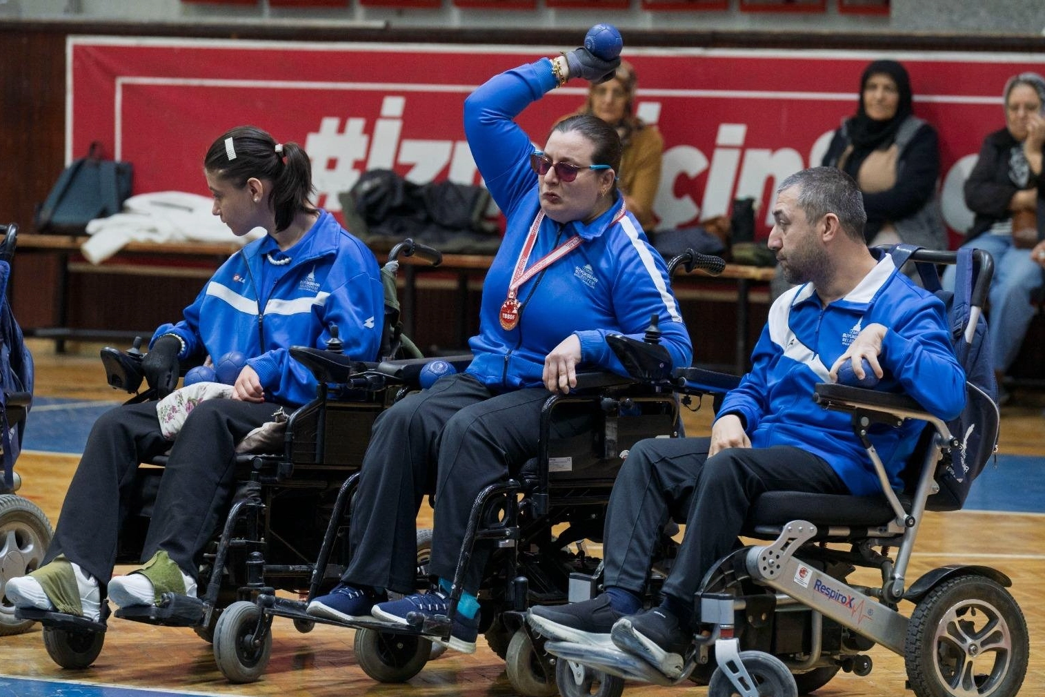 Kırık ayağıyla azmin zaferi! Sinem Gökten’den bronz madalya